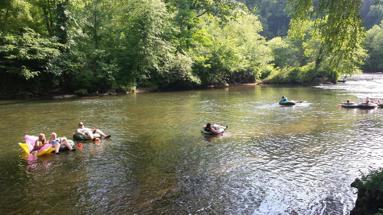 Two Rivers Lodge Bryson City Exteriör bild